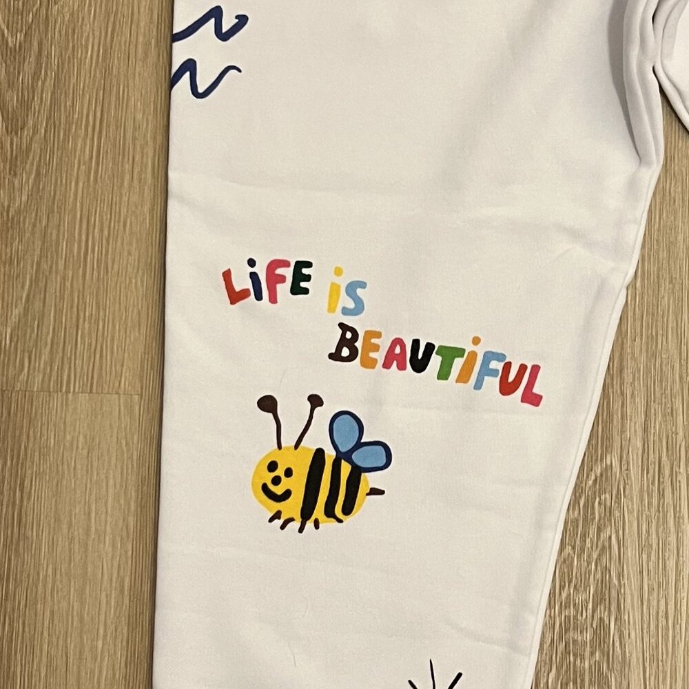 Somebody Loves You White Graphic Sweatshirt & Jogger Set - Picture 10 of 11